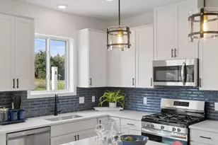 13594 Hollybrook Dr, Apple Valley, MN 55124 - Photo 20