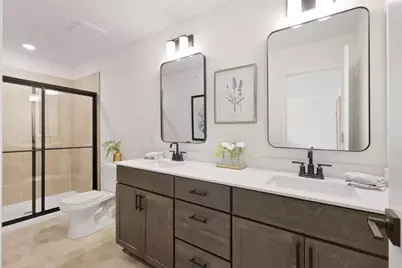 13594 Hollybrook Drive, Apple Valley, MN 55124 - Photo 32