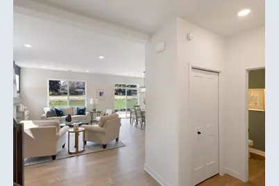 13621 Hollybrook Drive, Apple Valley, MN 55124 - Photo 28