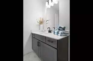 13621 Hollybrook Dr, Apple Valley, MN 55124 - Photo 2