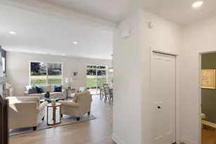 13598 Hollybrook Dr, Apple Valley, MN 55124 - Photo 12