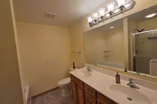 15842 Frisian Ln, Apple Valley, MN 55124 - Photo 18