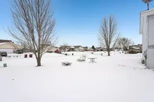 931 Shady Ridge Ln, Braham, MN 55006 - Photo 42