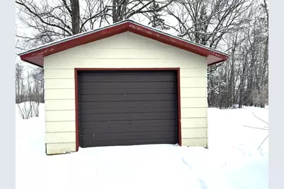 131 Jensen Avenue NE, Clearbrook, MN 56634 - Photo 18