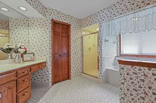 1003 Hill Ct, Shoreview, MN 55126 - Photo 14