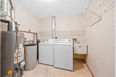 6313 Vera Cruz Lane N, Brooklyn Park, MN 55429 - Photo 14