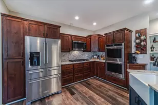 303 Fiddler Ct SE, New Prague, MN 56071 - Photo 2