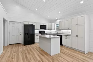 101 7th Ave, Shell Lake, WI 54871 - Photo 8