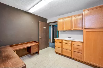 308 10th Street, Windom, MN 56101 - Photo 22