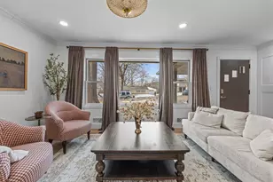 282 Glenbrook Rd N, Wayzata, MN 55391 - Photo 8