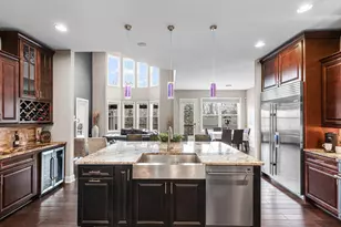 10033 Frederick Pl, Eden Prairie, MN 55347 - Photo 6