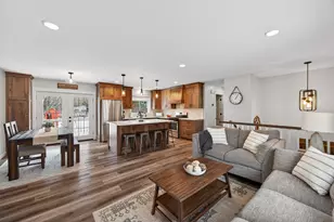 8160 Diane St, Circle Pines, MN 55014 - Photo 6