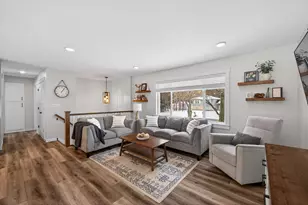 8160 Diane St, Circle Pines, MN 55014 - Photo 2