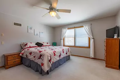 57618 205th Avenue, Plainview, MN 55964 - Photo 20