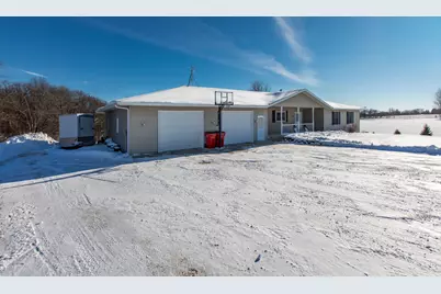 57618 205th Avenue, Plainview, MN 55964 - Photo 4