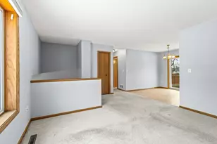 529 5th Ave E, Shakopee, MN 55379 - Photo 8