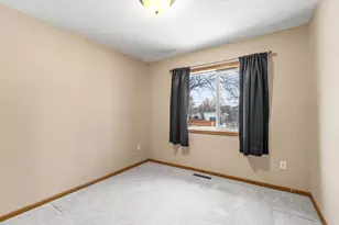 529 5th Ave E, Shakopee, MN 55379 - Photo 18
