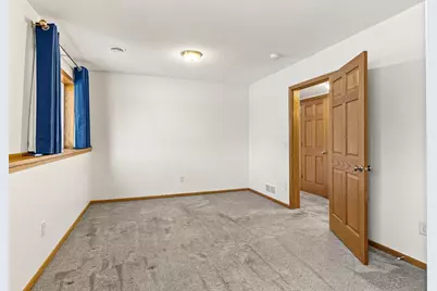 529 5th Avenue E, Shakopee, MN 55379 - Photo 24