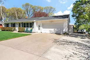 39 Labore Ave, Little Canada, MN 55117 - Photo 12