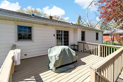 39 Labore Avenue, Little Canada, MN 55117 - Photo 10