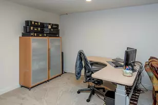 2300 Dahl Ct E, Maplewood, MN 55119 - Photo 50