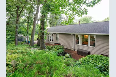 2300 Dahl Court E, Maplewood, MN 55119 - Photo 24