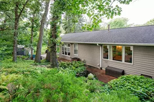 2300 Dahl Ct E, Maplewood, MN 55119 - Photo 24