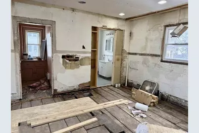 922 S 5th Avenue, Virginia, MN 55792 - Photo 2