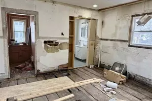 922 S 5th Ave, Virginia, MN 55792 - Photo 2