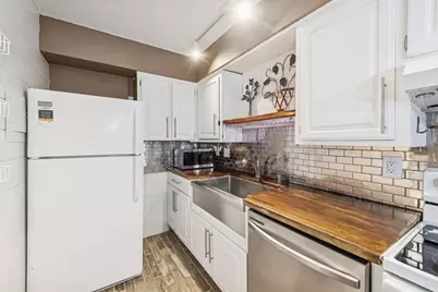 2200 Nevada Avenue S #211, Saint Louis Park, MN 55426 - Photo 2