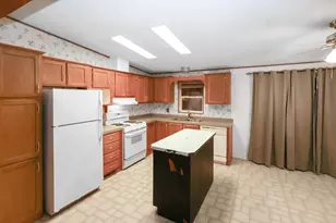 115 Apache St NW, Princeton, MN 55371 - Photo 4