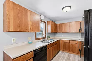 1800 131st Ave NW, Coon Rapids, MN 55448 - Photo 10