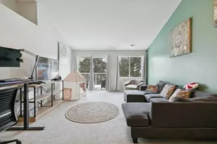 2216 Water Lilly Ln, Eagan, MN 55122 - Photo 2