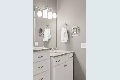 1371 Palisade Path, Woodbury, MN 55129 - Photo 40