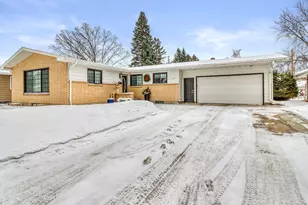 1125 23rd Ave S, Moorhead, MN 56560 - Photo 2