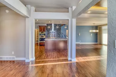 5050 Prosperity Way S, Fargo, ND 58104 - Photo 4