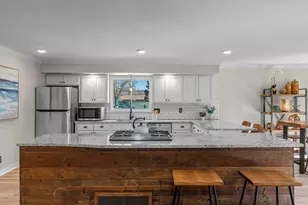 540 Orchid Ln N, Plymouth, MN 55447 - Photo 10