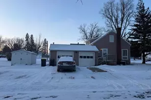 420 3rd Ave NW, Spring Grove, MN 55974 - Photo 1