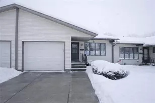 517 Central Ave, Long Prairie, MN 56347 - Photo 1