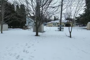 517 Central Ave, Long Prairie, MN 56347 - Photo 16