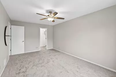 10381 Balsam Lane, Eden Prairie, MN 55347 - Photo 12