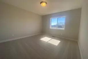 13763 Hollybrook Circle, Apple Valley, MN 55124 - Photo 16