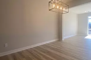 13763 Hollybrook Circle, Apple Valley, MN 55124 - Photo 4