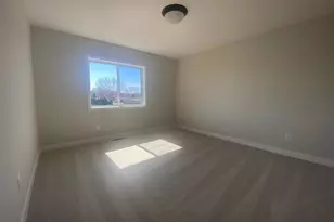 13763 Hollybrook Circle, Apple Valley, MN 55124 - Photo 14