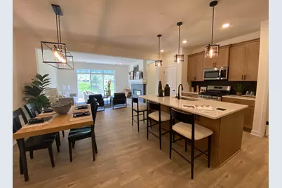 13763 Hollybrook Circle, Apple Valley, MN 55124 - Photo 2