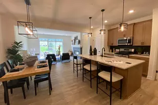 13763 Hollybrook Cir, Apple Valley, MN 55124 - Photo 2