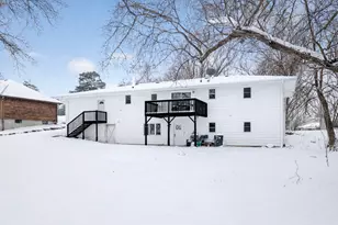 10920 Oak Knoll Terrace N, Hopkins, MN 55305 - Photo 2