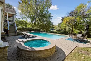 28140 Boulder Bridge Dr, Shorewood, MN 55331 - Photo 4