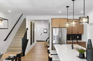 13761 Hollybrook Circle, Apple Valley, MN 55124 - Photo 6