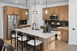 13761 Hollybrook Circle, Apple Valley, MN 55124 - Photo 8